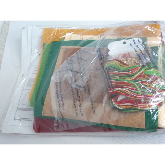 Bucilla 12 Days of Christmas Partridge Pear Tree Felt Stocking Kit New - Picture 5 of 6